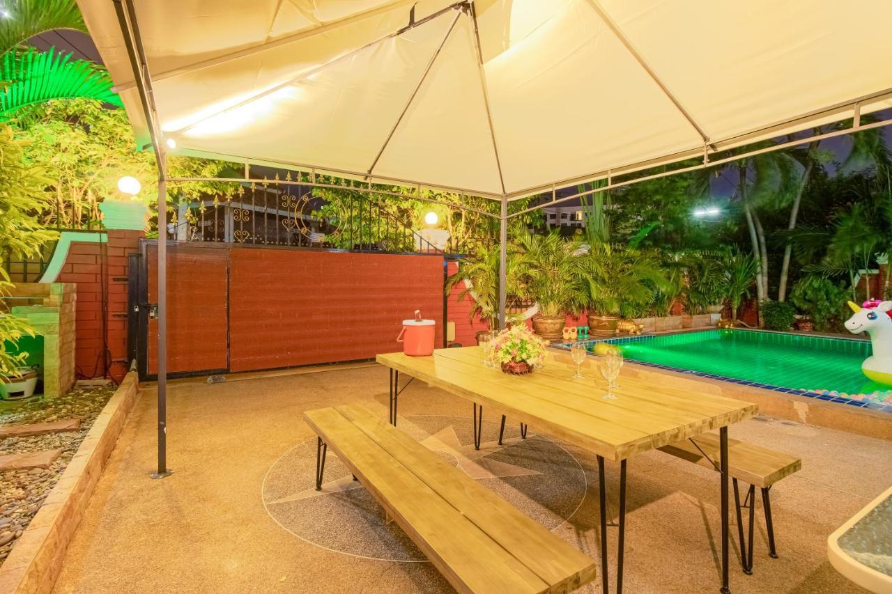 Ratana Villa - Pattaya Holiday House Walking Street 7 Bedrooms Dış mekan fotoğraf